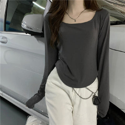 Essential Scoop Neck Long Sleeve Top