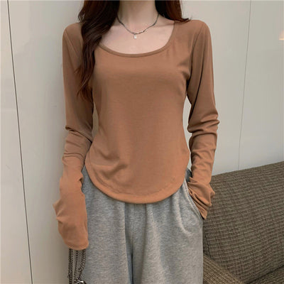 Essential Scoop Neck Long Sleeve Top