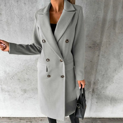 Lapel coat - Warmth with a stylish twist.