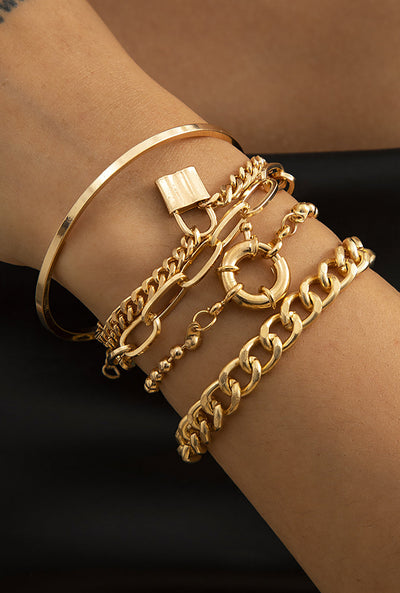 LAYERED GOLD BRACELETS SET