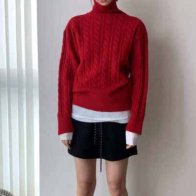 Classic Cable Knit Turtleneck Sweater