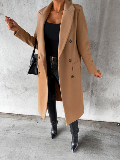 Lapel coat - Warmth with a stylish twist.